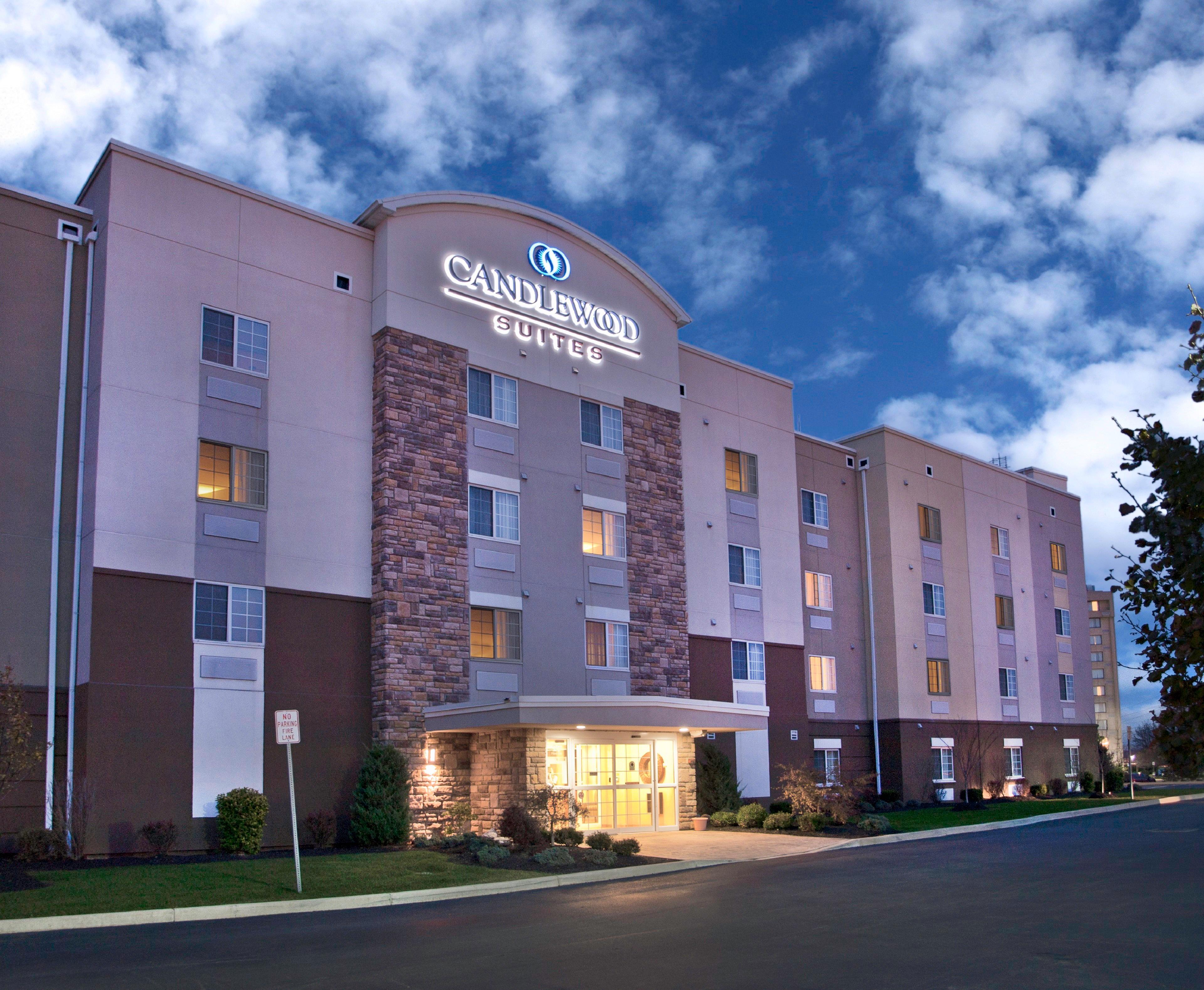 Candlewood Suites Buffalo Amherst, An Ihg Hotel Εξωτερικό φωτογραφία